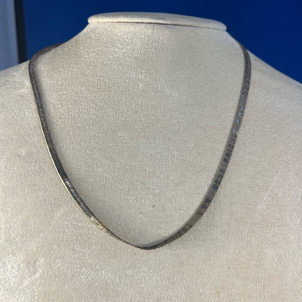 18 inch sterling Heiringbone necklace